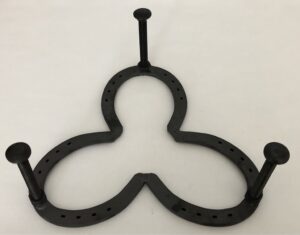 Hand Forged Heavy Duty Horseshoe Dutch Oven Cooking Stand / Trivet Height  Adjustable 2 Sets of Bolts Included Low Shipping NEW 